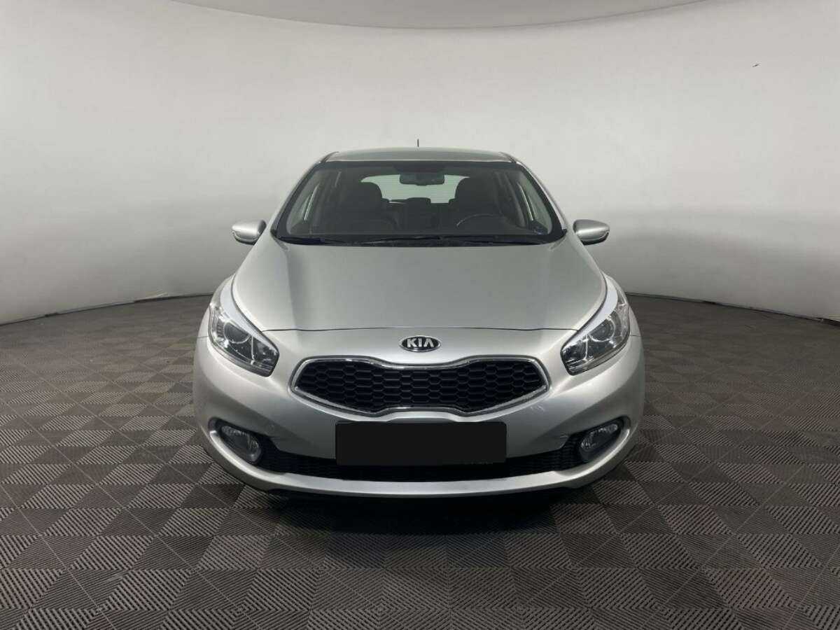 Kia Ceed с пробегом — 2015 год. Фото: #1