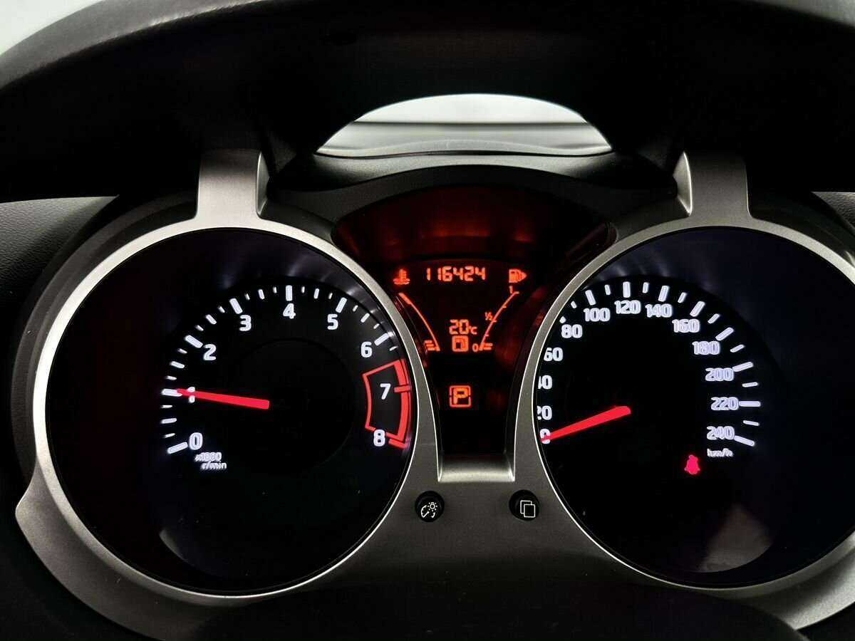 Nissan Juke с пробегом — 2012 год. Фото: #10