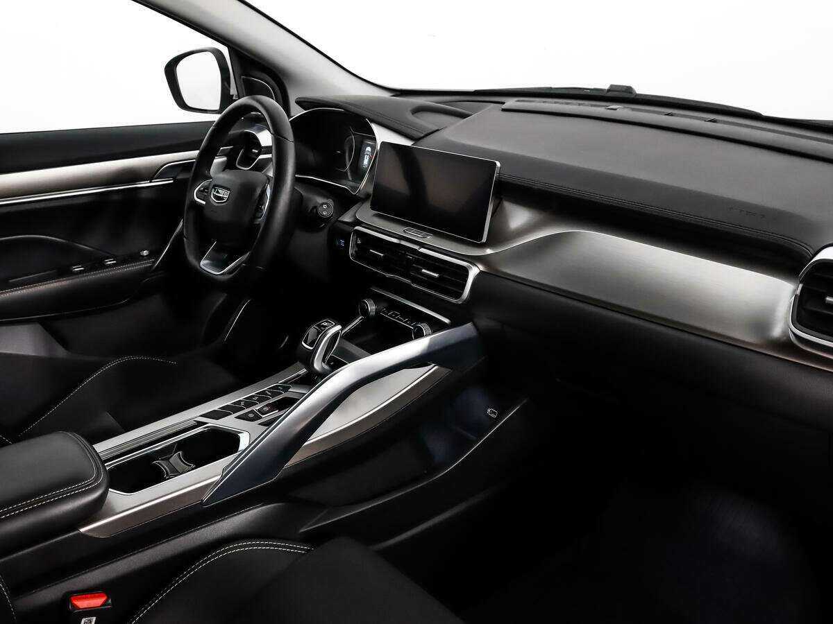 Geely Coolray с пробегом — 2021 год. Фото: #12