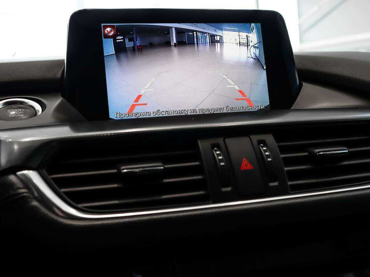 Mazda 6 с пробегом — 2015 год. Фото: #15