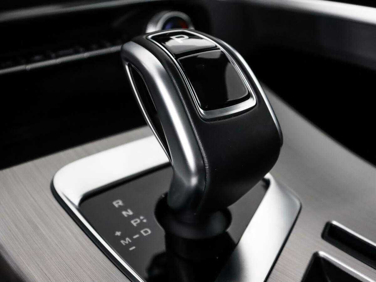 Geely Coolray с пробегом — 2022 год. Фото: #9