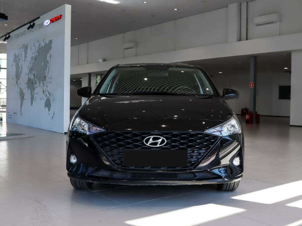 Hyundai Solaris с пробегом — 2021 год. Фото: #1