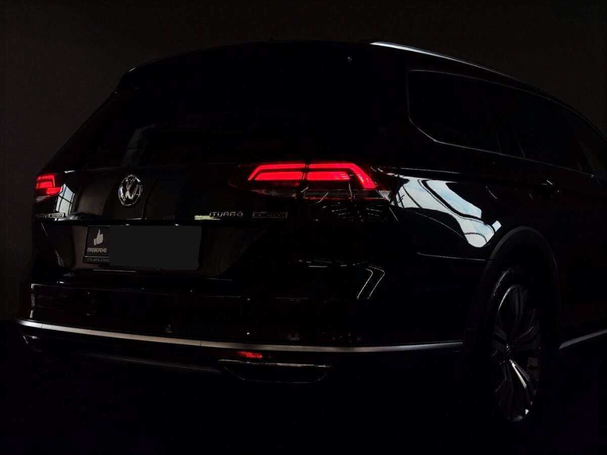 Volkswagen Passat с пробегом — 2019 год. Фото: #24