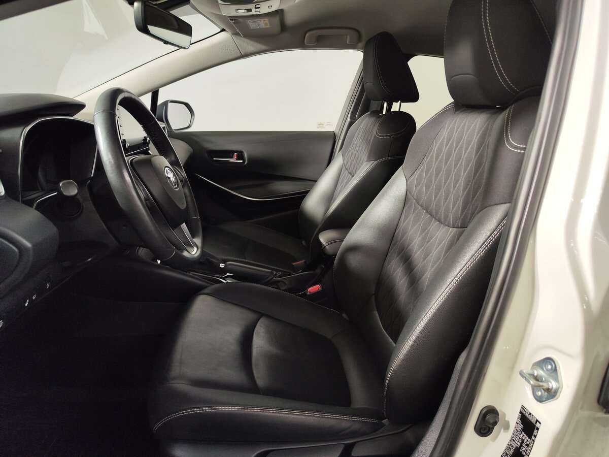 Toyota Corolla с пробегом — 2019 год. Фото: #6