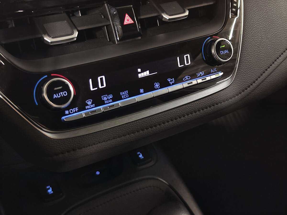 Toyota Corolla с пробегом — 2019 год. Фото: #14