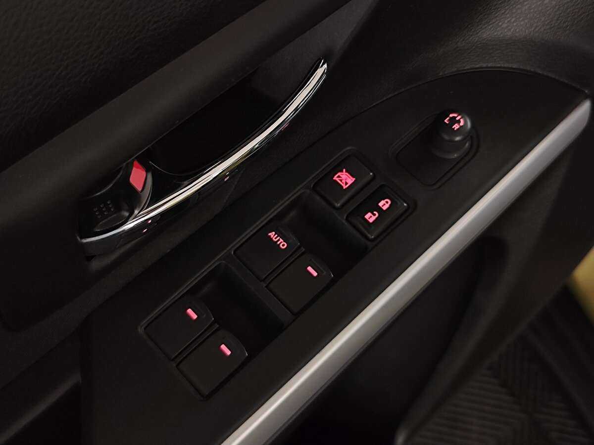 Suzuki SX4 с пробегом — 2014 год. Фото: #23