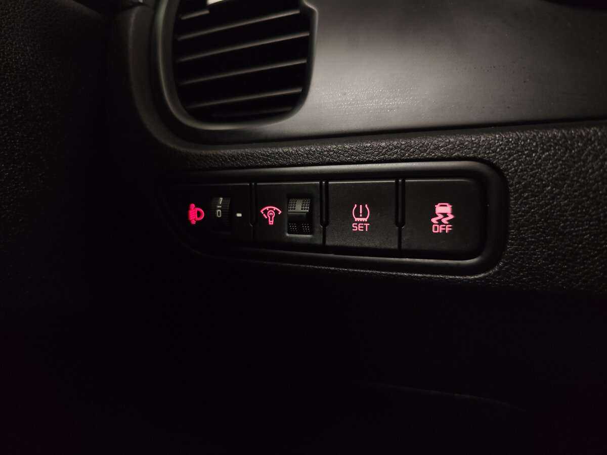 Kia Rio с пробегом — 2018 год. Фото: #9