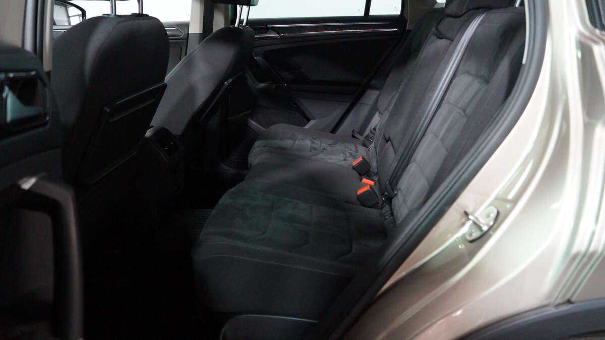 Volkswagen Tiguan с пробегом — 2018 год. Фото: #10