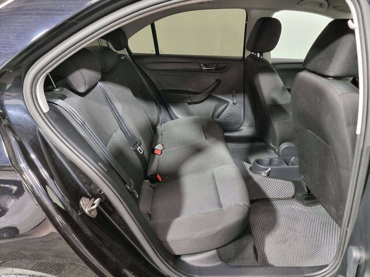 Skoda Rapid с пробегом — 2019 год. Фото: #9