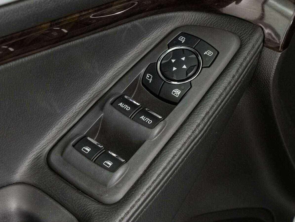 Ford Explorer с пробегом — 2014 год. Фото: #16