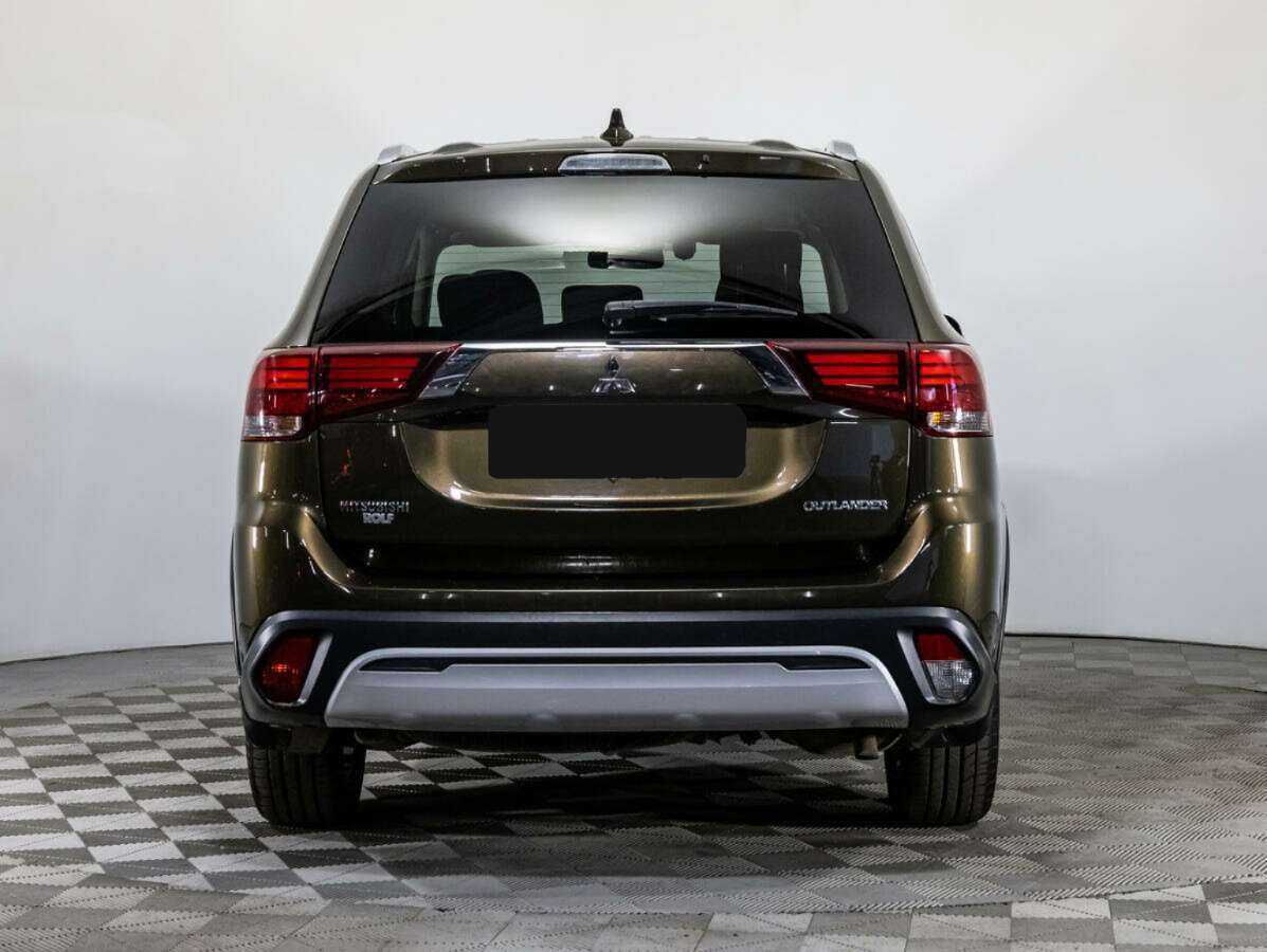 Mitsubishi Outlander с пробегом — 2019 год. Фото: #4