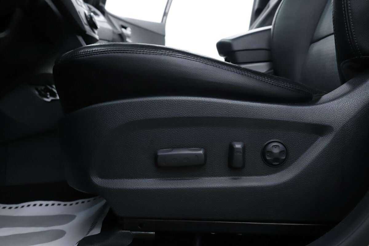 Hyundai Santa Fe с пробегом — 2015 год. Фото: #7