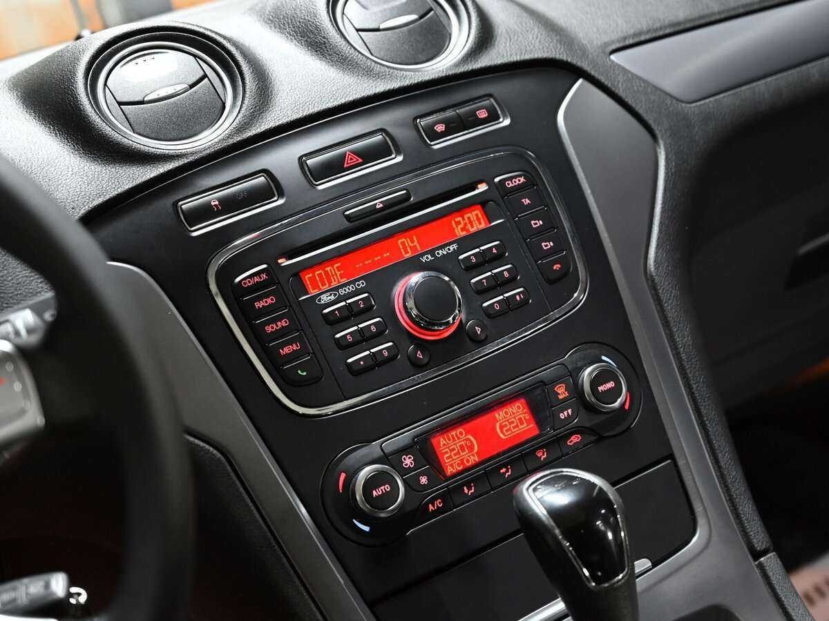 Ford Mondeo с пробегом — 2012 год. Фото: #7