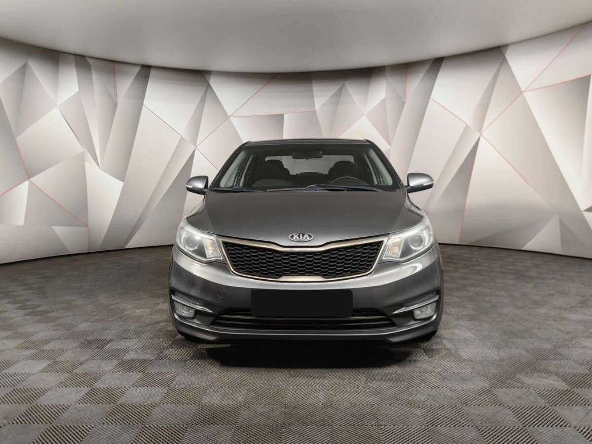 Kia Rio с пробегом — 2015 год. Фото: #6