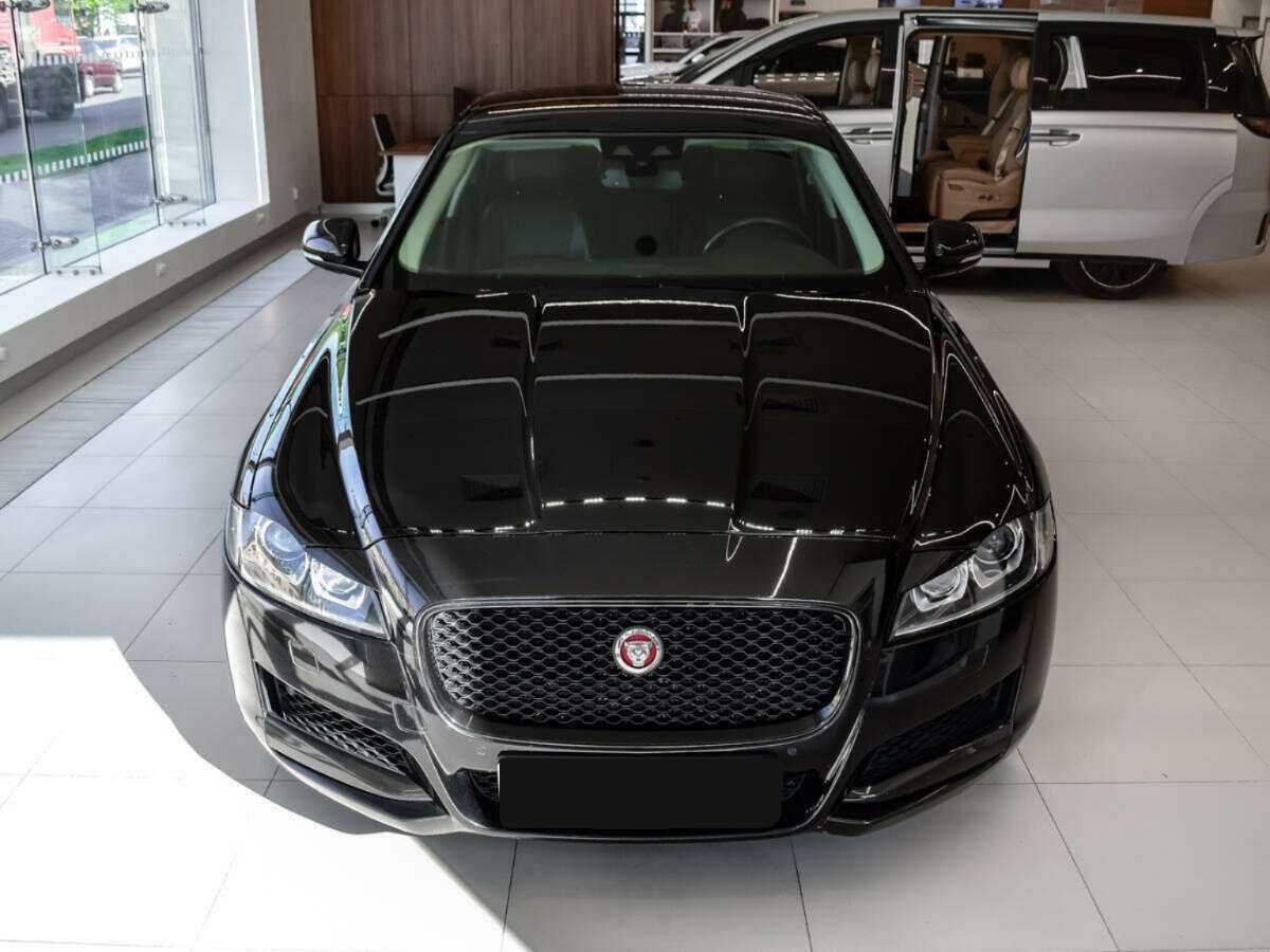 Jaguar XF с пробегом — 2017 год. Фото: #2