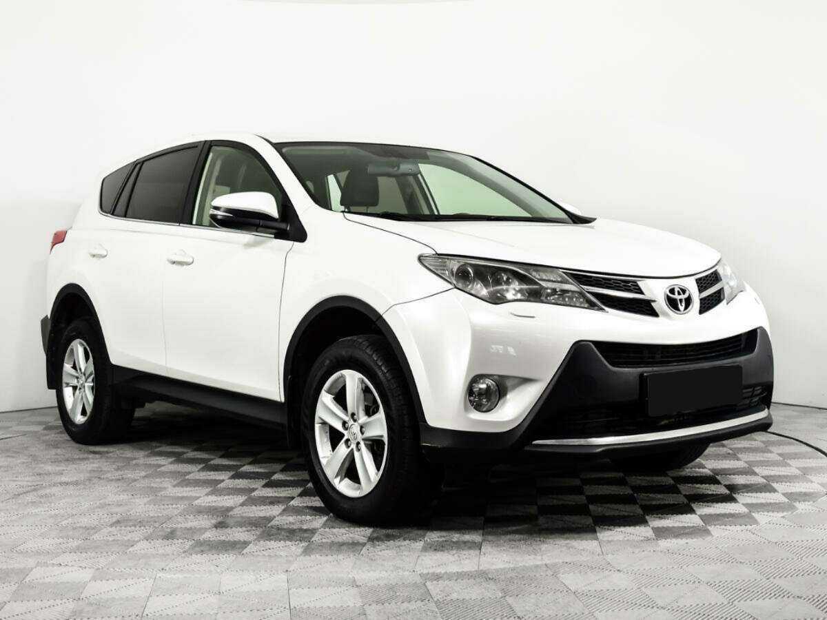 Toyota RAV4 с пробегом — 2013 год. Фото: #2