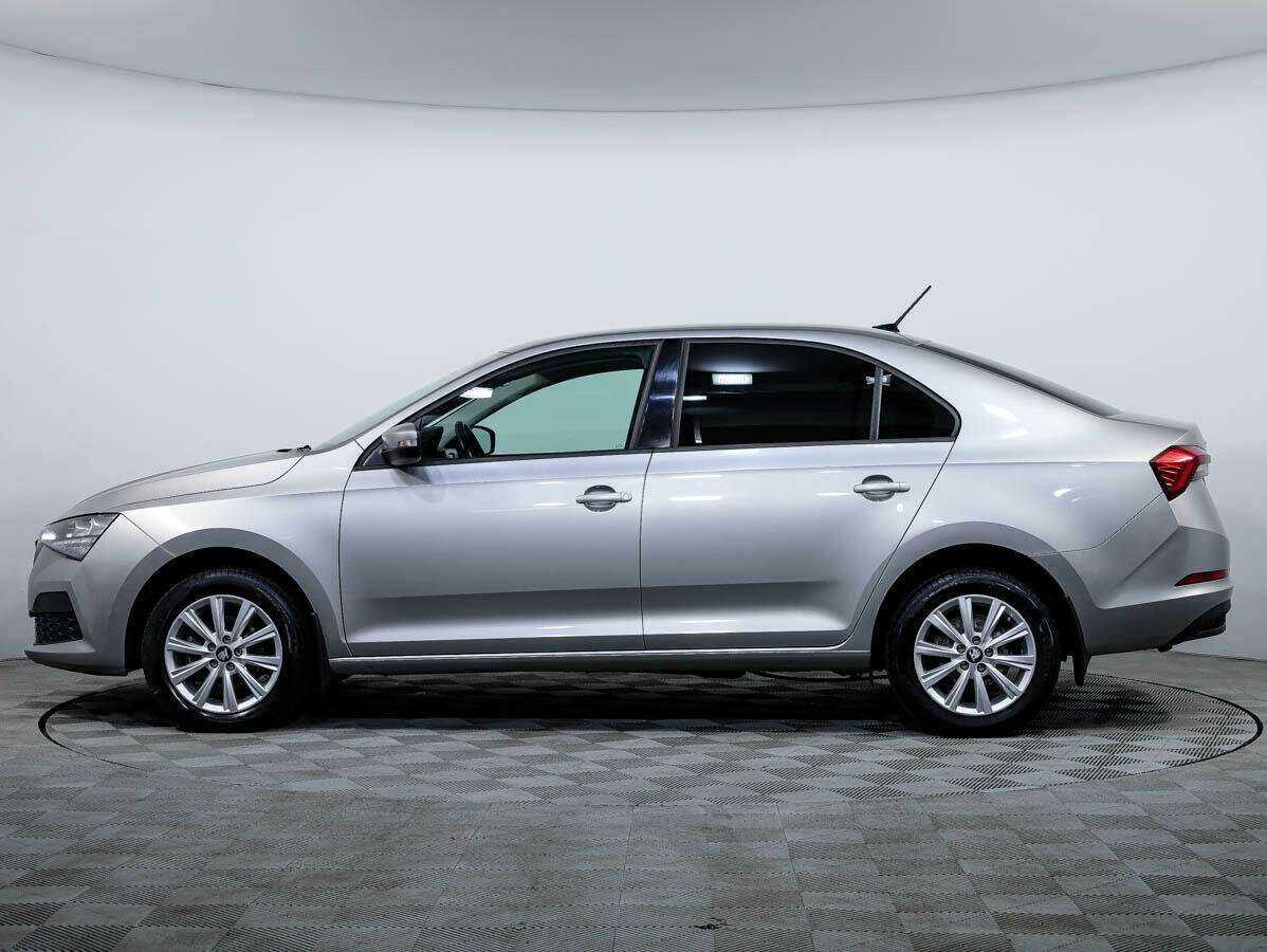 Skoda Rapid с пробегом — 2021 год. Фото: #6