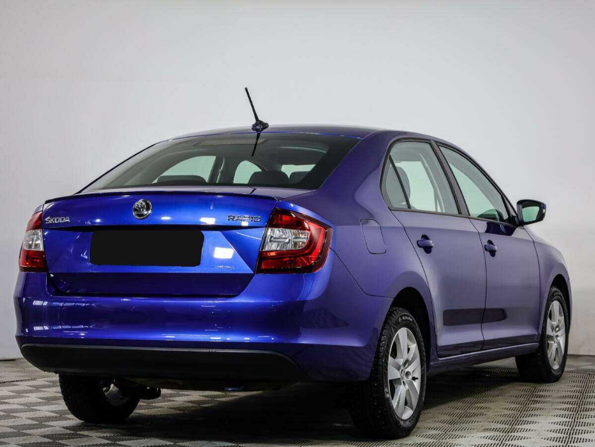 Skoda Rapid с пробегом — 2018 год. Фото: #3