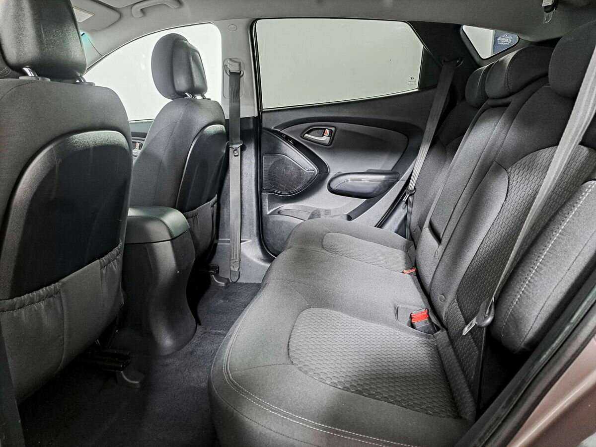 Hyundai ix35 с пробегом — 2013 год. Фото: #8