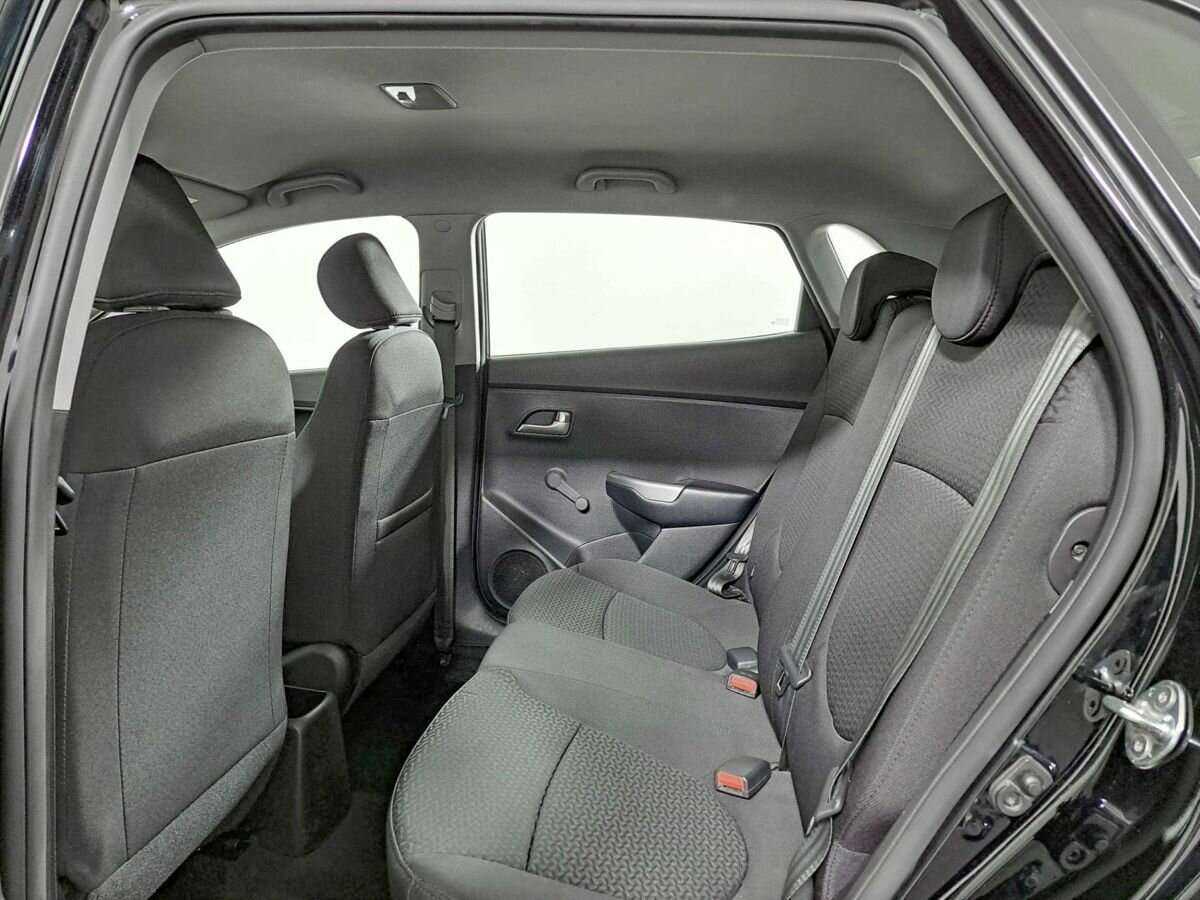 Kia Rio с пробегом — 2016 год. Фото: #9