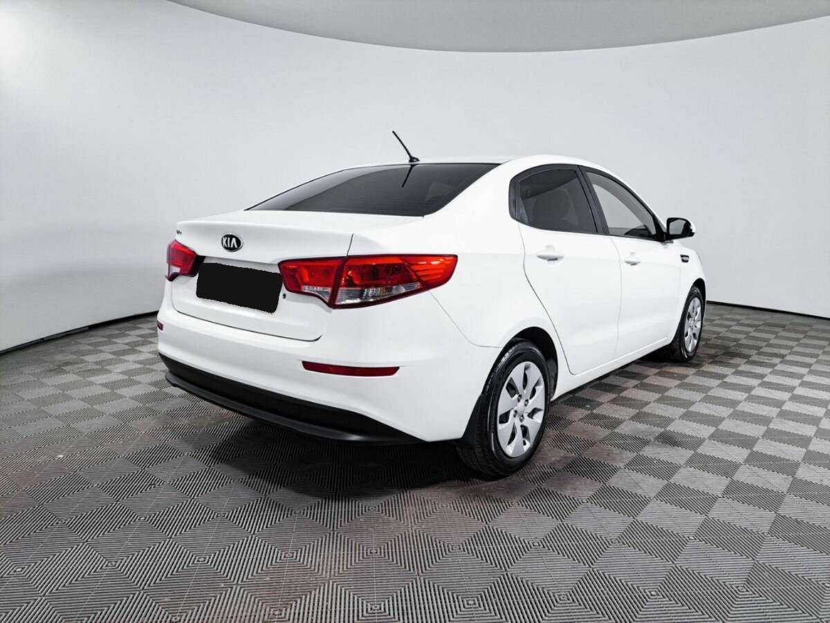 Kia Rio с пробегом — 2016 год. Фото: #4