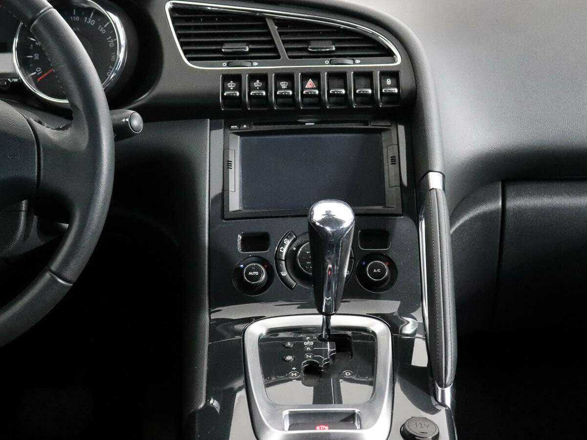 Peugeot 3008 с пробегом — 2014 год. Фото: #11