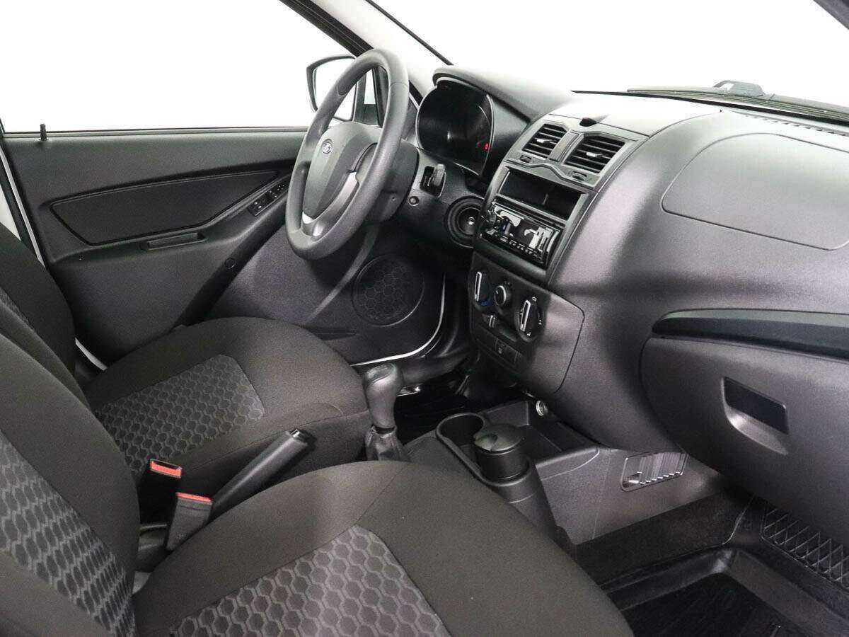 Lada (ВАЗ) Granta с пробегом — 2023 год. Фото: #6