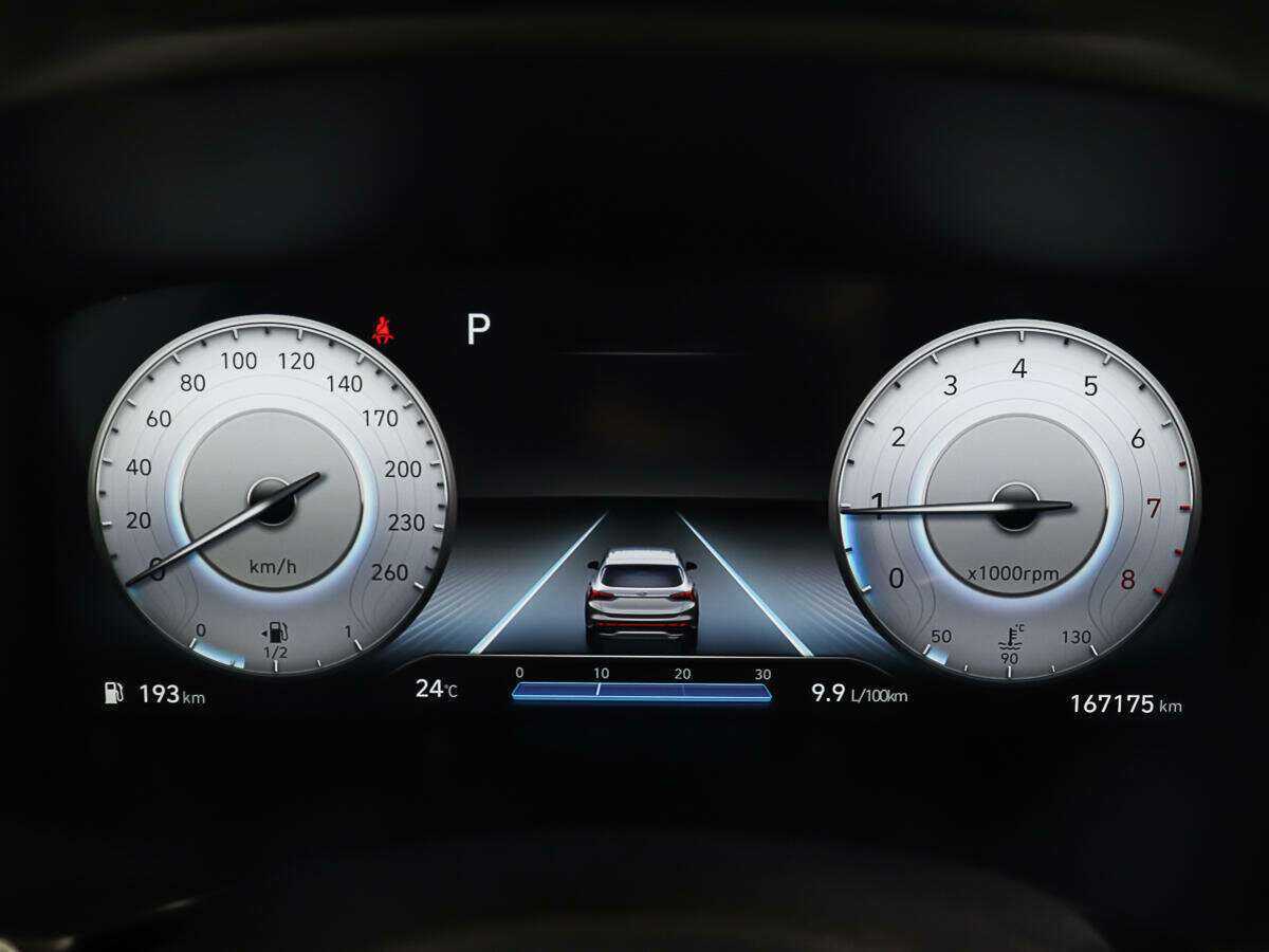 Hyundai Santa Fe с пробегом — 2021 год. Фото: #13