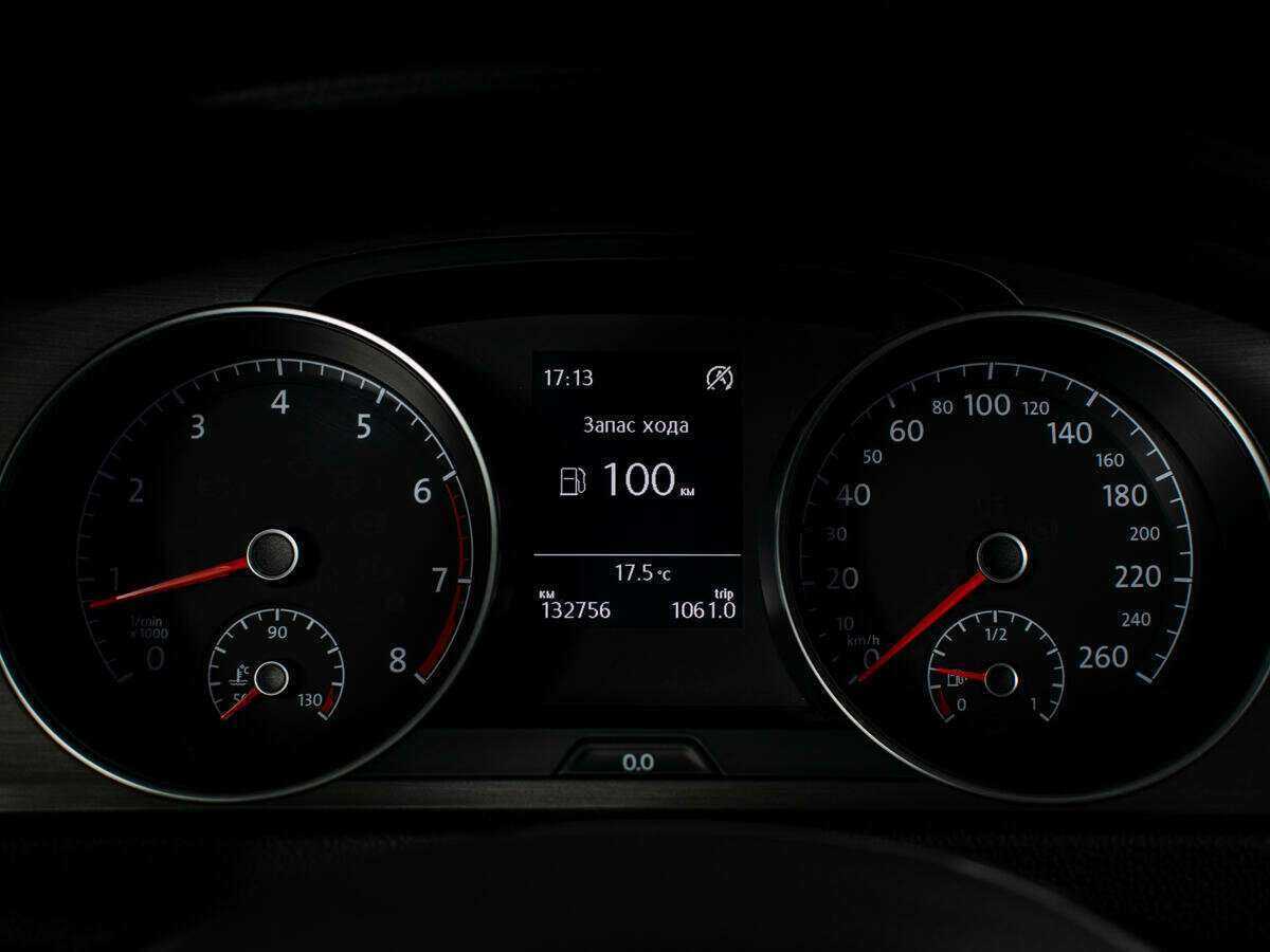 Volkswagen Golf с пробегом — 2013 год. Фото: #11