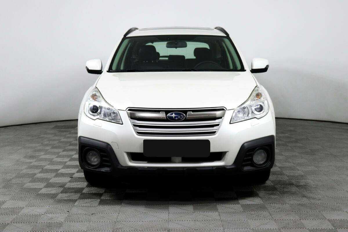 Subaru Outback с пробегом — 2012 год. Фото: #1