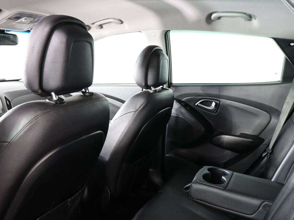 Hyundai ix35 с пробегом — 2014 год. Фото: #11