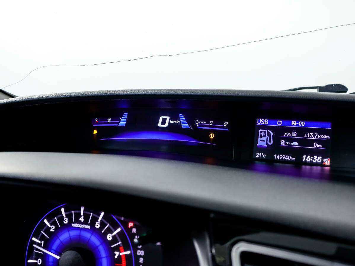 Honda Civic с пробегом — 2013 год. Фото: #11