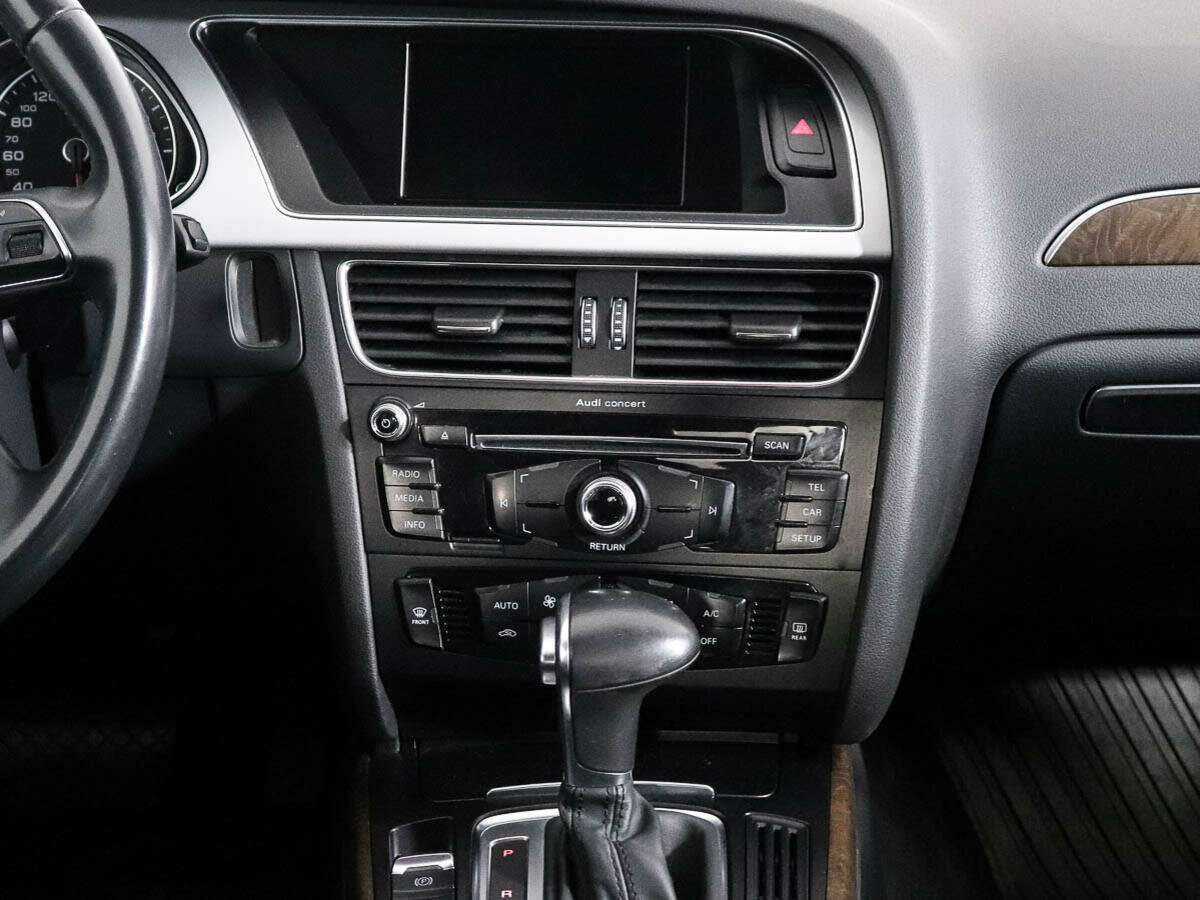 Audi A4 с пробегом — 2015 год. Фото: #13