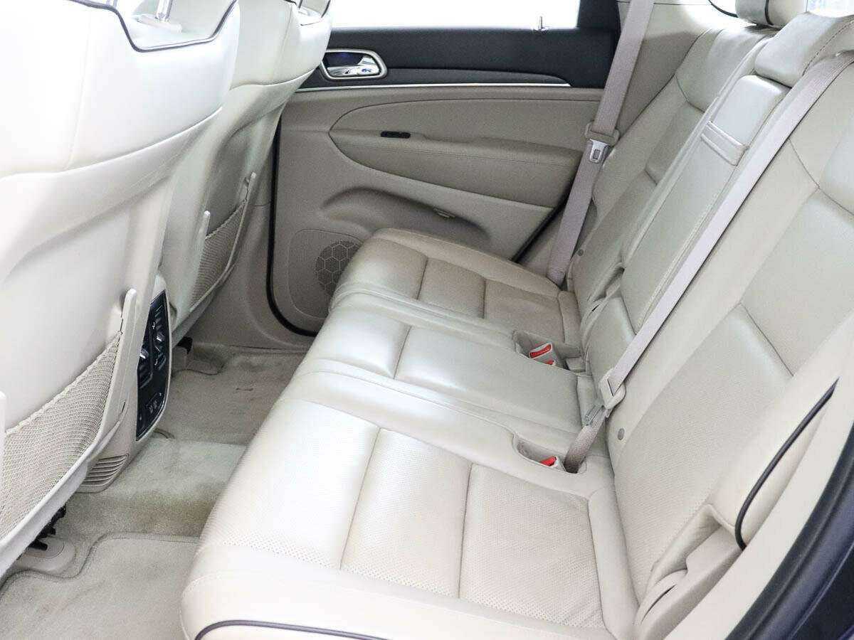 Jeep Grand Cherokee с пробегом — 2014 год. Фото: #9