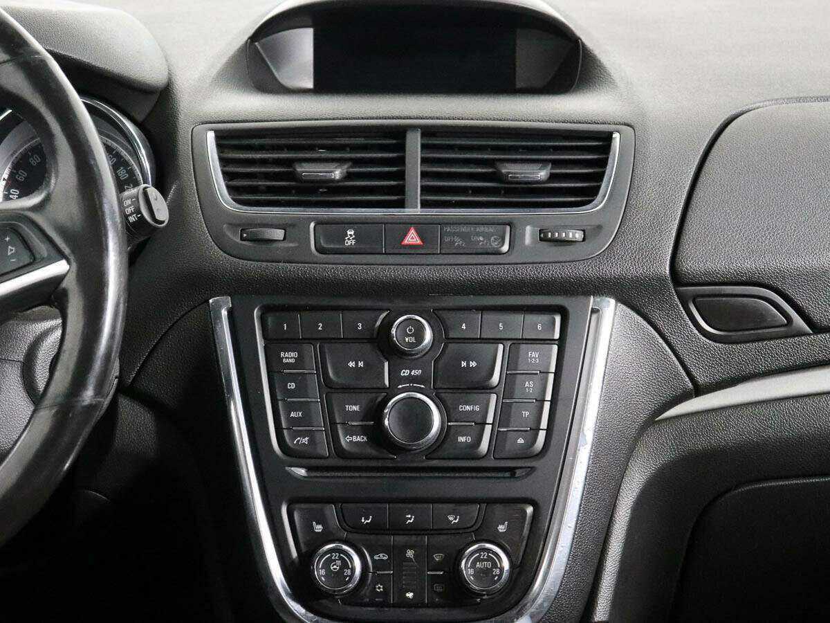 Opel Mokka с пробегом — 2014 год. Фото: #11