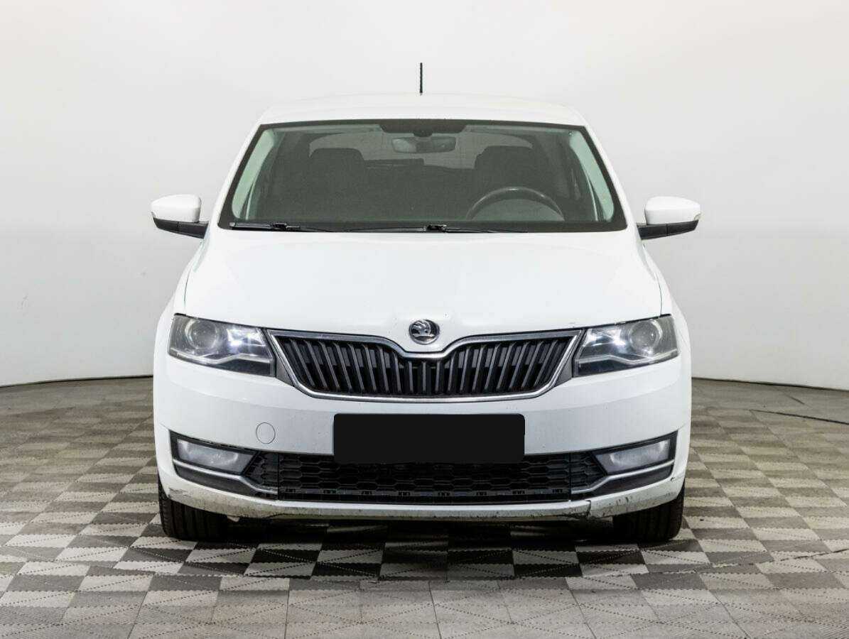 Skoda Rapid с пробегом — 2017 год. Фото: #1