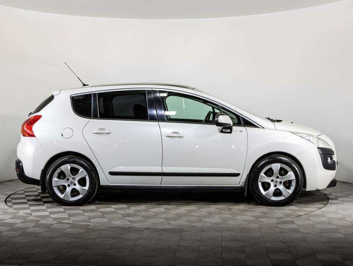 Peugeot 3008 с пробегом — 2012 год. Фото: #3