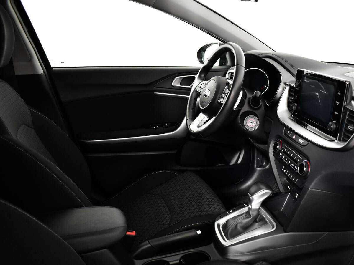 Kia Ceed с пробегом — 2021 год. Фото: #8