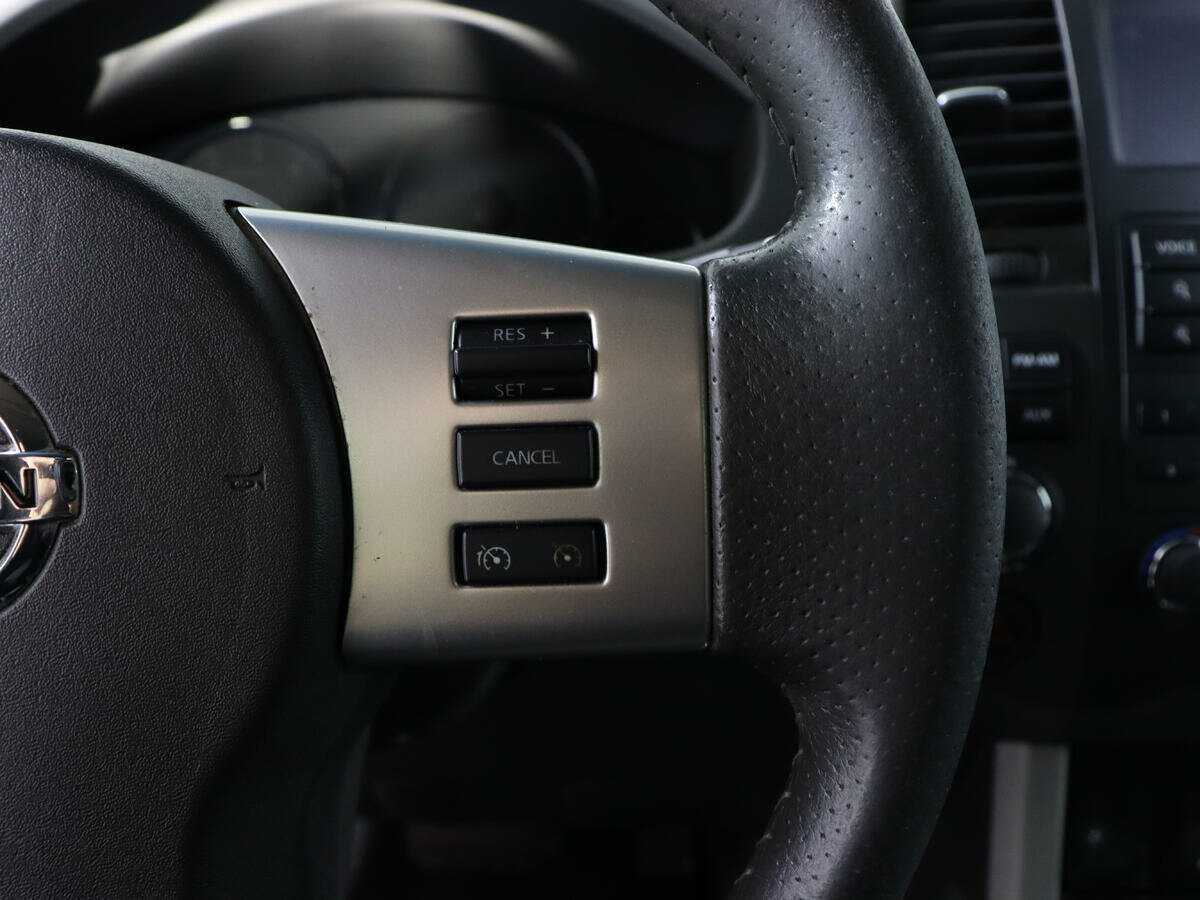 Nissan Pathfinder с пробегом — 2013 год. Фото: #17