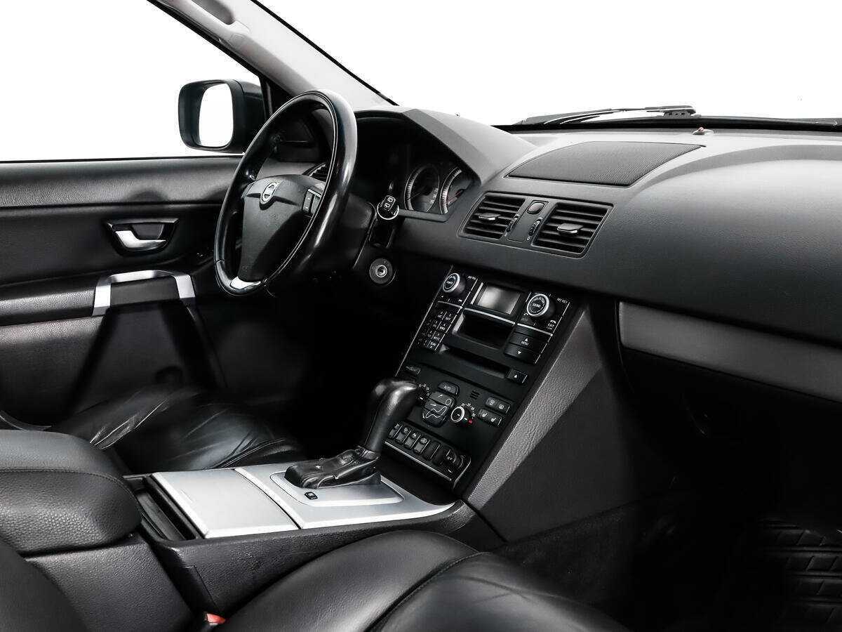 Volvo XC90 с пробегом — 2013 год. Фото: #11