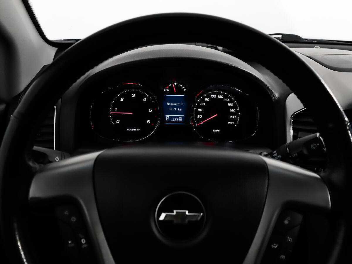 Chevrolet Captiva с пробегом — 2014 год. Фото: #16