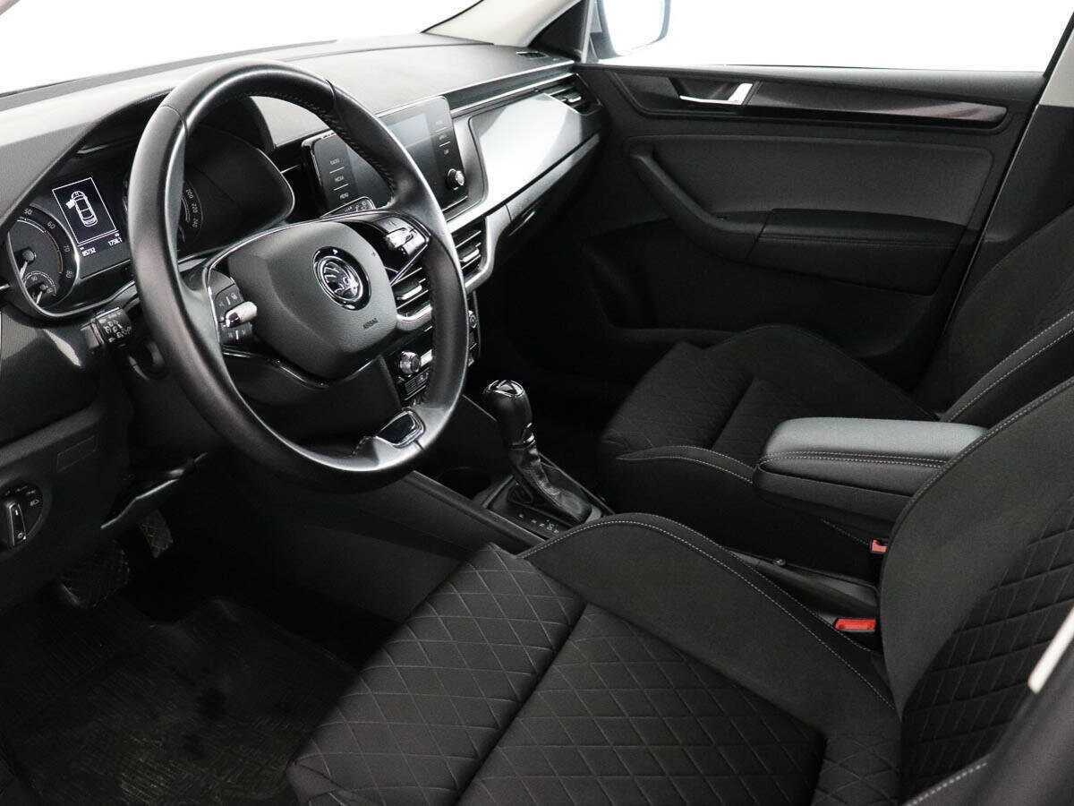 Skoda Rapid с пробегом — 2021 год. Фото: #7