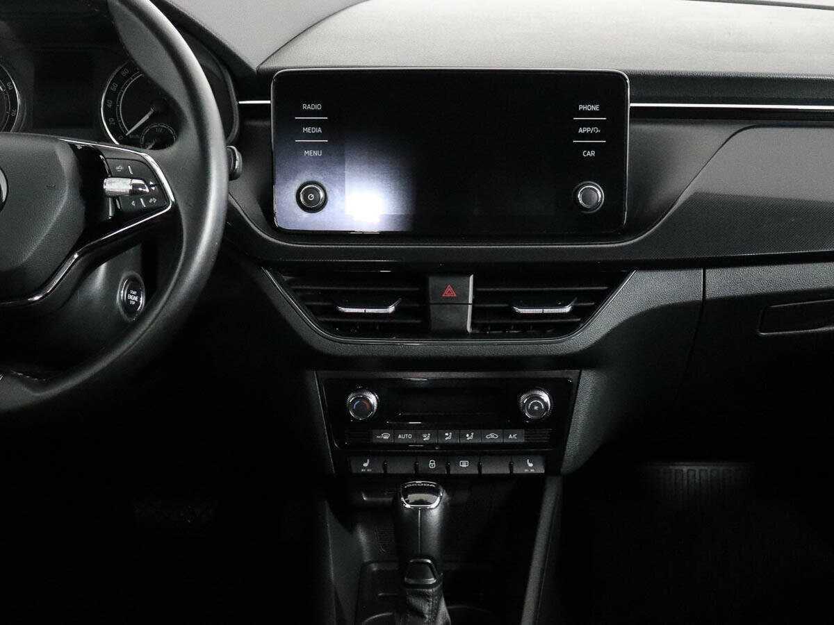 Skoda Rapid с пробегом — 2021 год. Фото: #10