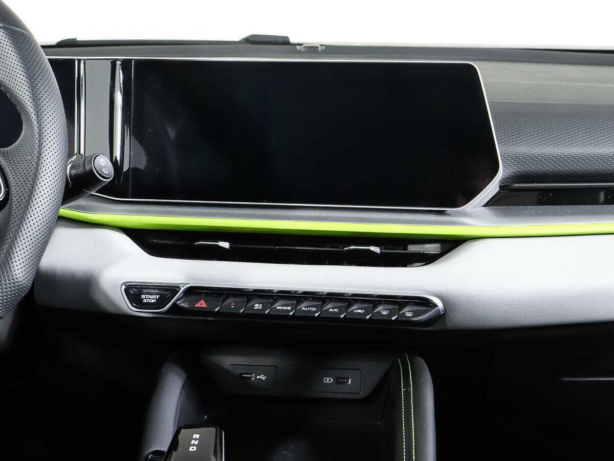 Geely Coolray с пробегом — 2023 год. Фото: #10