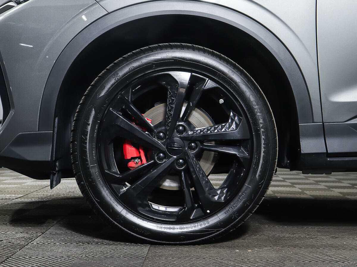 Geely Coolray с пробегом — 2023 год. Фото: #20