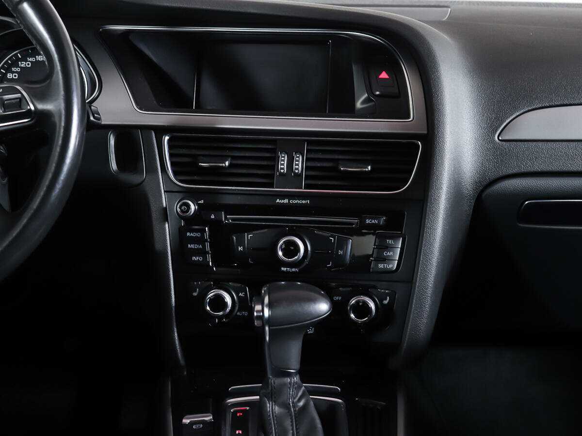 Audi A4 с пробегом — 2012 год. Фото: #11