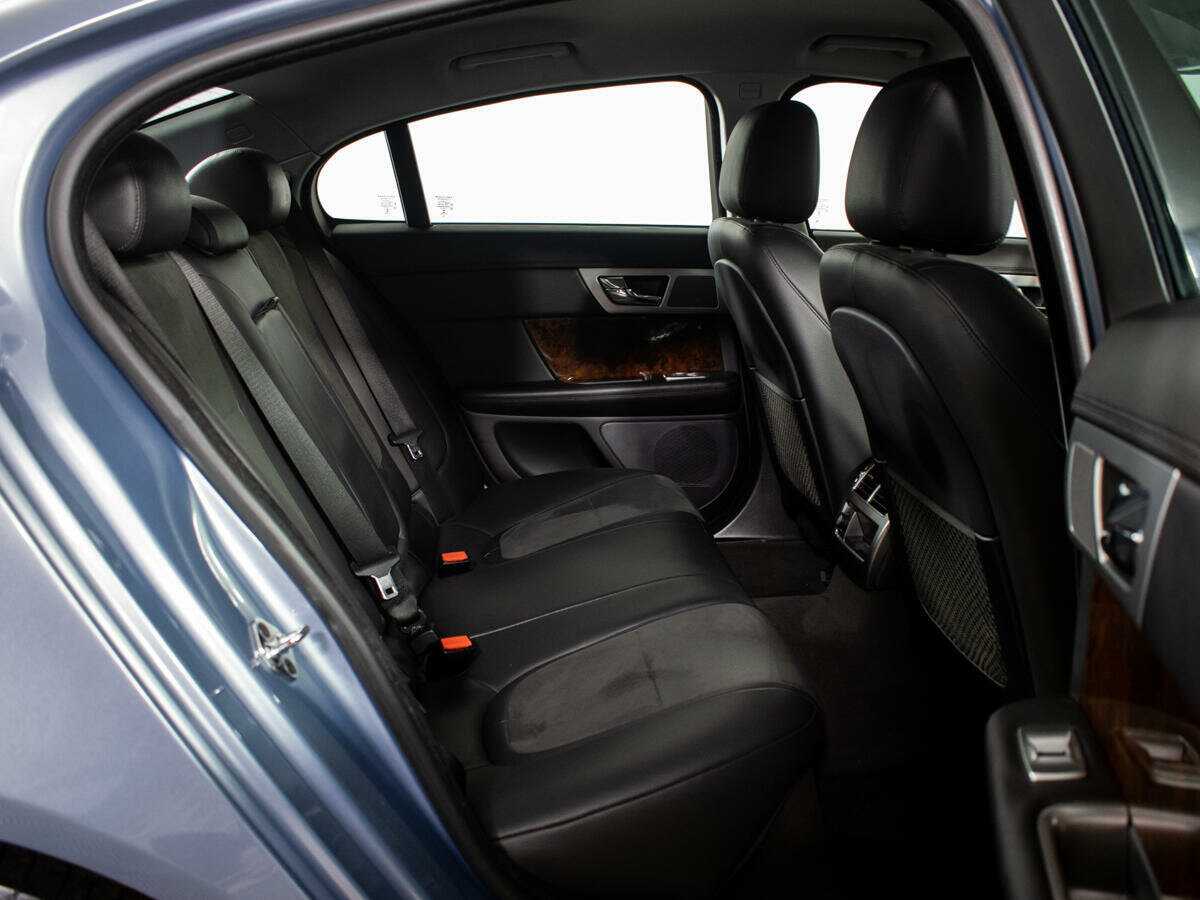 Jaguar XF с пробегом — 2013 год. Фото: #8