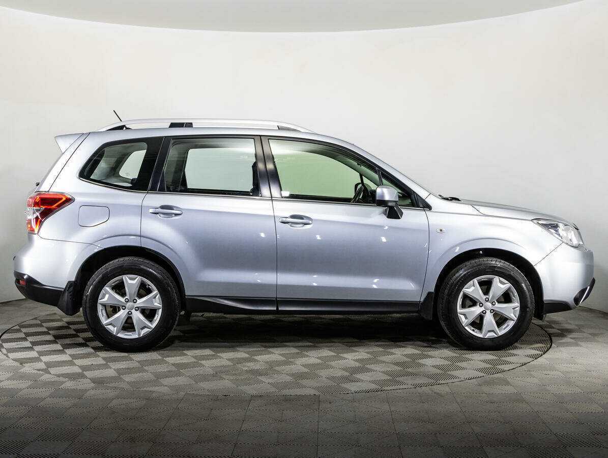 Subaru Forester с пробегом — 2013 год. Фото: #3