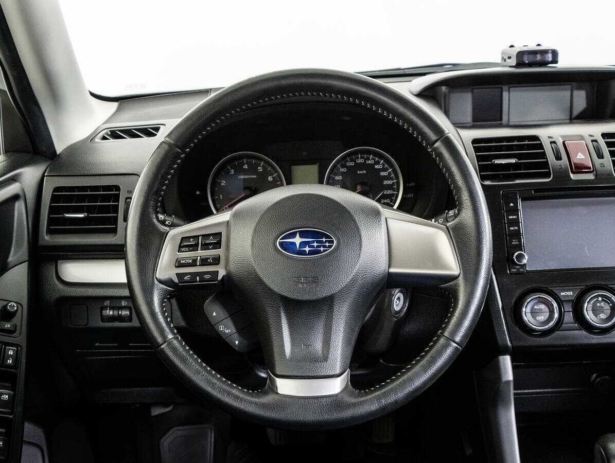 Subaru Forester с пробегом — 2013 год. Фото: #13