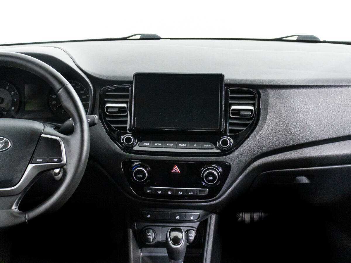 Hyundai Solaris с пробегом — 2021 год. Фото: #13